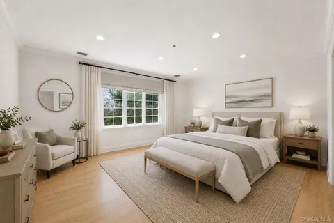 $4,995,000 | 2 High Point Terrace, Scarsdale, NY 10583