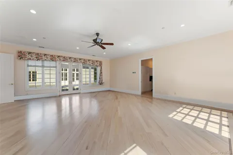 a view of empty room