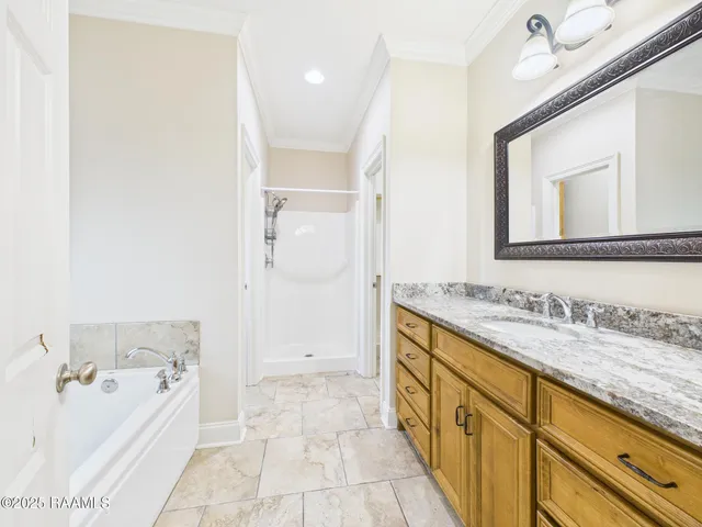 $1,900 | 382 Shawnee Farms Road, Opelousas, LA 70570