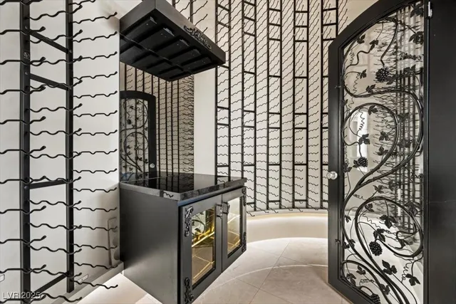 $4,750,000 | 17 Mountain Cove Court, Henderson, NV 89052