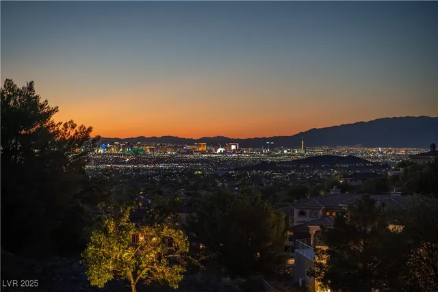 $4,750,000 | 17 Mountain Cove Court, Henderson, NV 89052