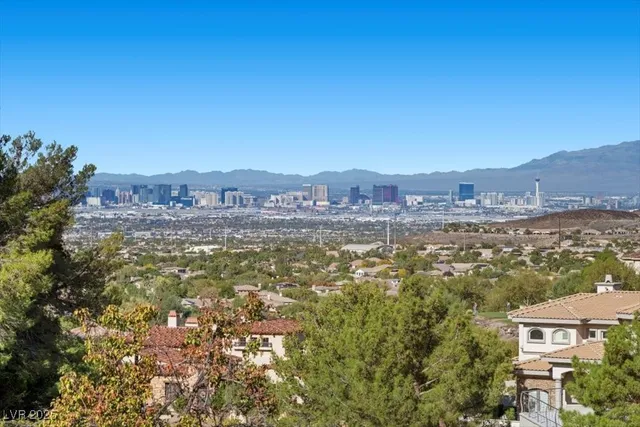 $4,750,000 | 17 Mountain Cove Court, Henderson, NV 89052