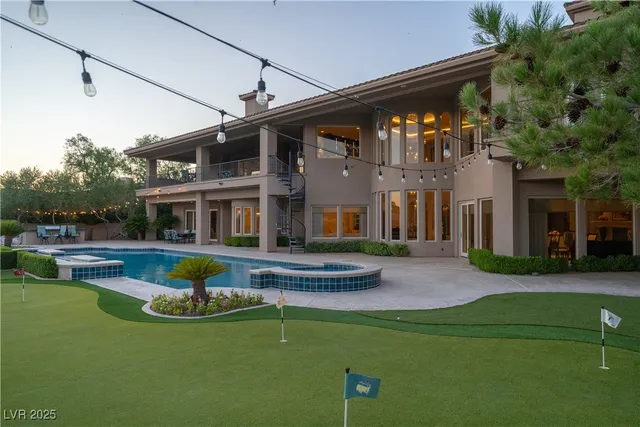 $4,750,000 | 17 Mountain Cove Court, Henderson, NV 89052