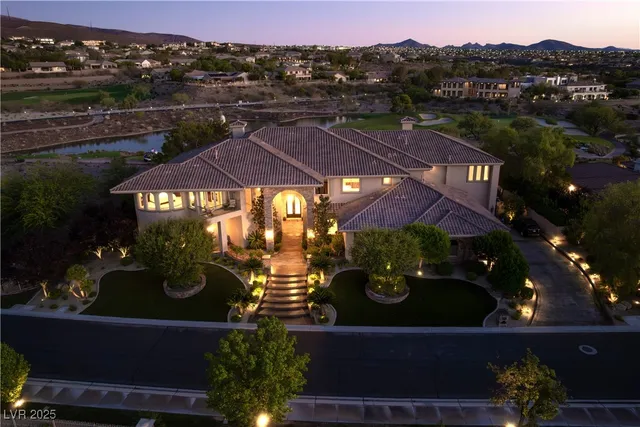 $4,750,000 | 17 Mountain Cove Court, Henderson, NV 89052