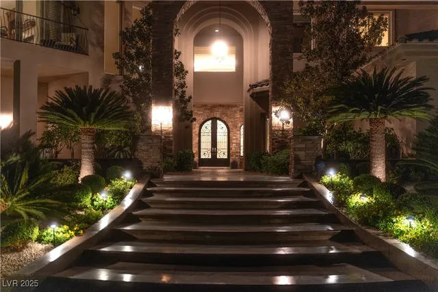 $4,750,000 | 17 Mountain Cove Court, Henderson, NV 89052