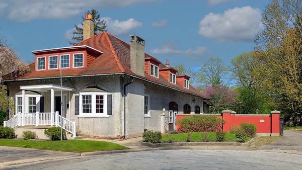 $449,000 | 105 Parkwood Court, Bay City, MI 48708