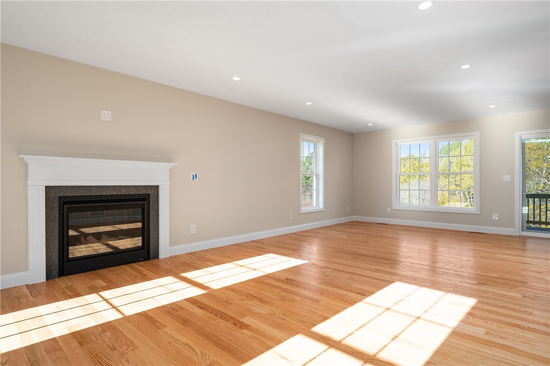 50 Angell Road Cumberland, RI 02864 - Photo 12 of 49