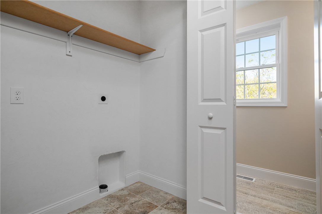 50 Angell Road Cumberland, RI 02864 - Photo 22 of 49