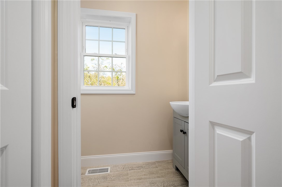 50 Angell Road Cumberland, RI 02864 - Photo 23 of 49