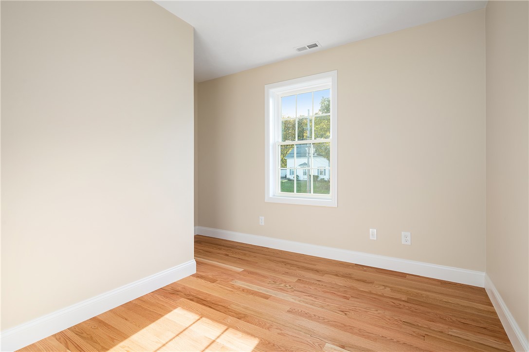 50 Angell Road Cumberland, RI 02864 - Photo 26 of 49