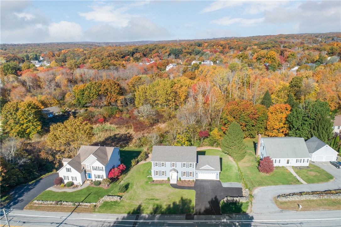 50 Angell Road Cumberland, RI 02864 - Photo 8 of 49