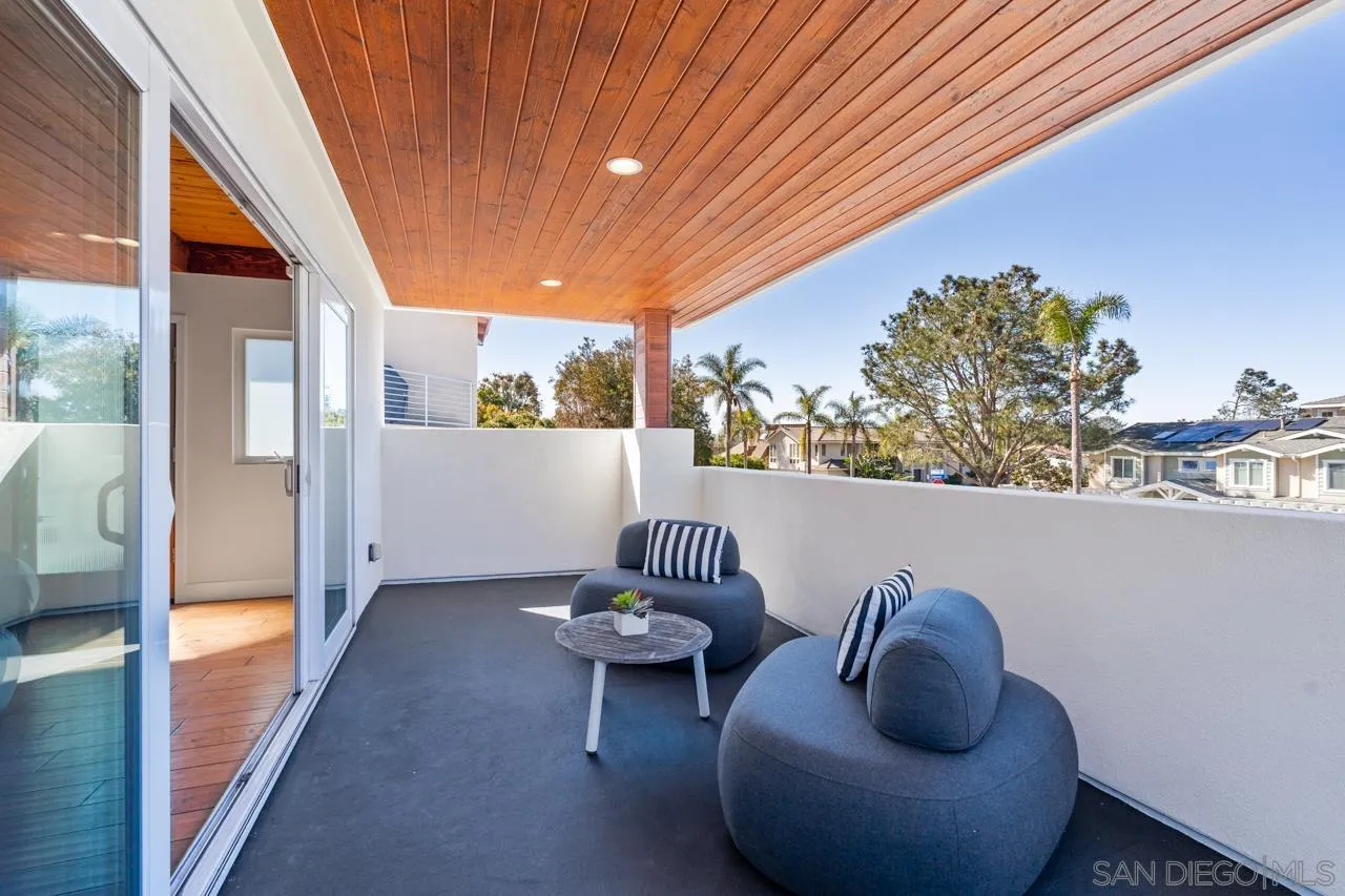 13711 Mercado Drive Del Mar, CA 92014 - Photo 11 of 46 a living room with furniture and a rug