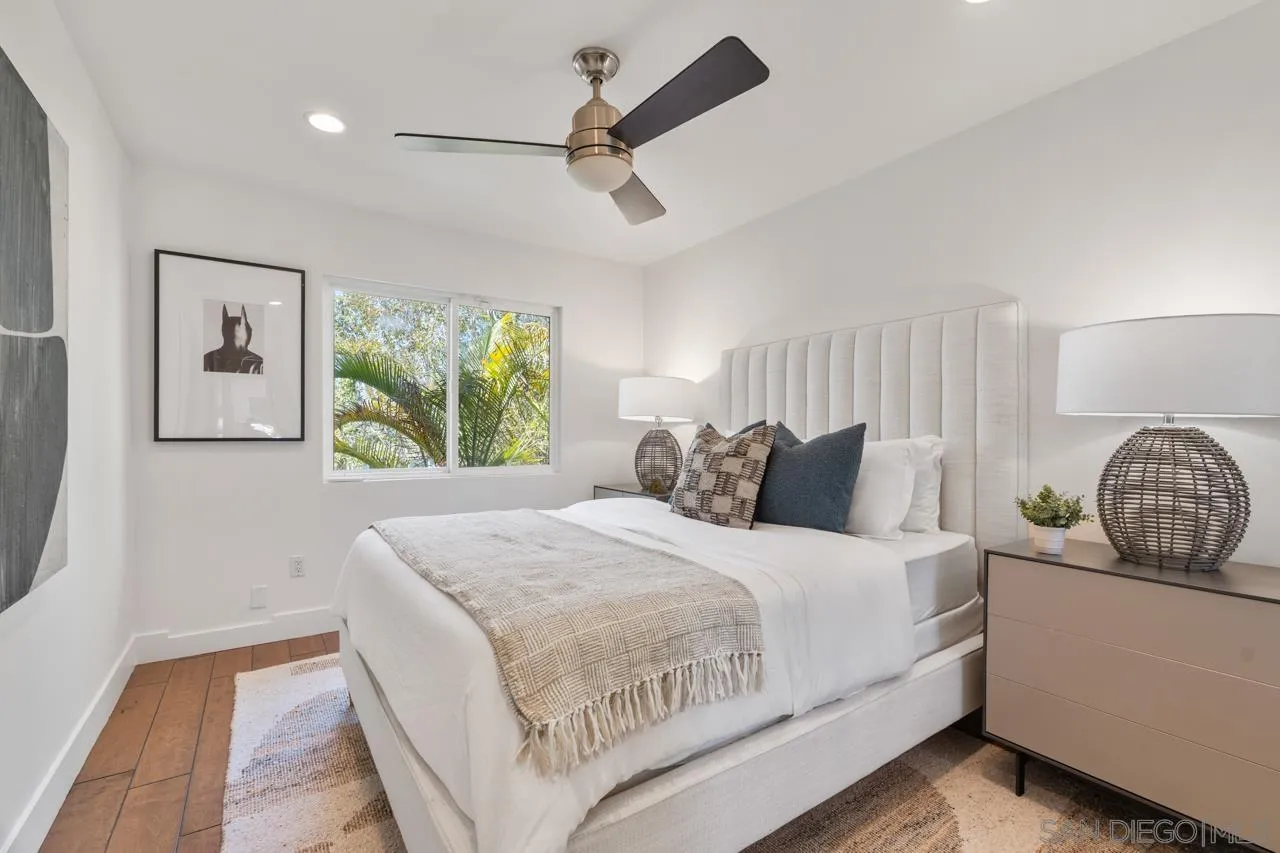 13711 Mercado Drive Del Mar, CA 92014 - Photo 37 of 46 a bedroom with a bed and window