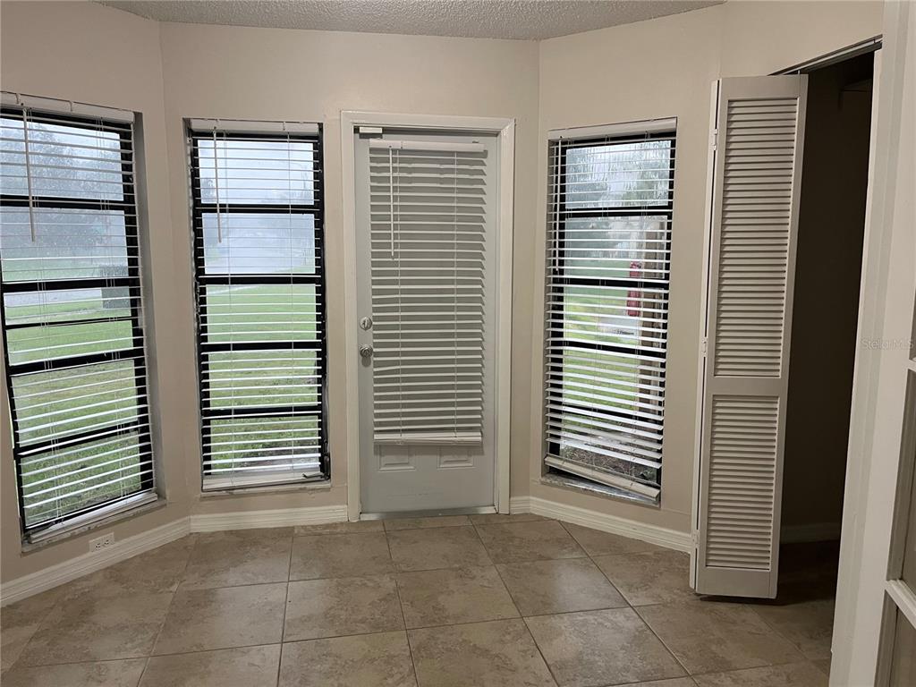 4372 Middlebrook Road, Unit 4372 Orlando, FL 32811 - Photo 4 of 17