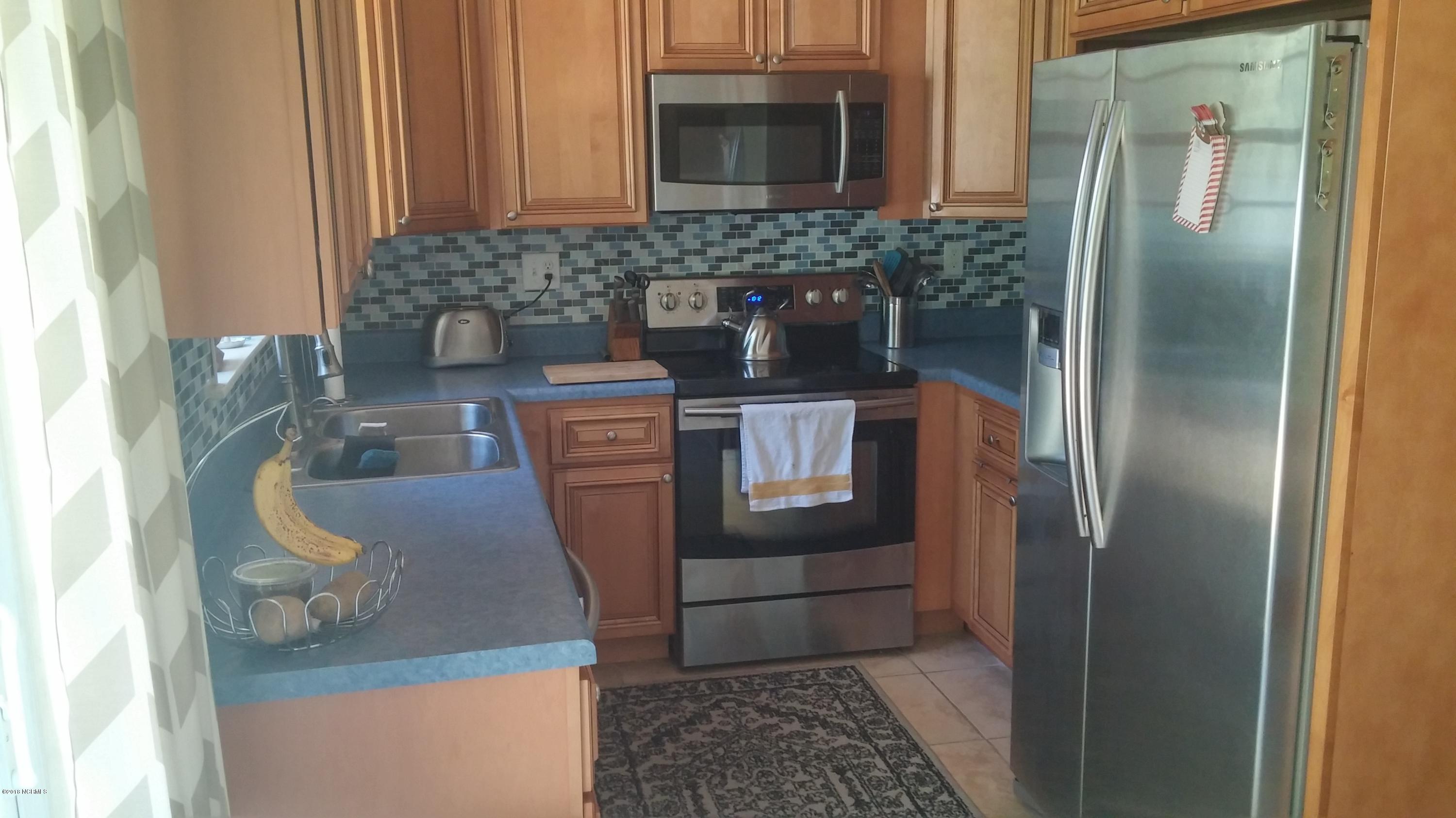 534 Mission Road Southport, NC 28461 - Photo 7 of 28 20180616_155758_HDR