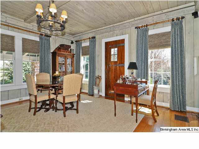 1837 Shades Crest Road Birmingham, AL 35216 - Photo 4 of 32