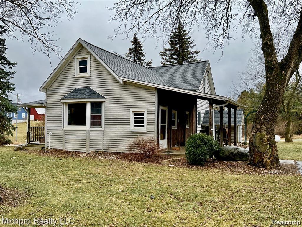 2537 Slattery Road Attica, MI 48412 - Photo 5 of 36 2537_Slattery - 32.jpeg