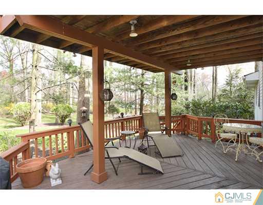245 Dawes Road North Brunswick, NJ 08902 - Photo 20 of 25 Gallery Image 20