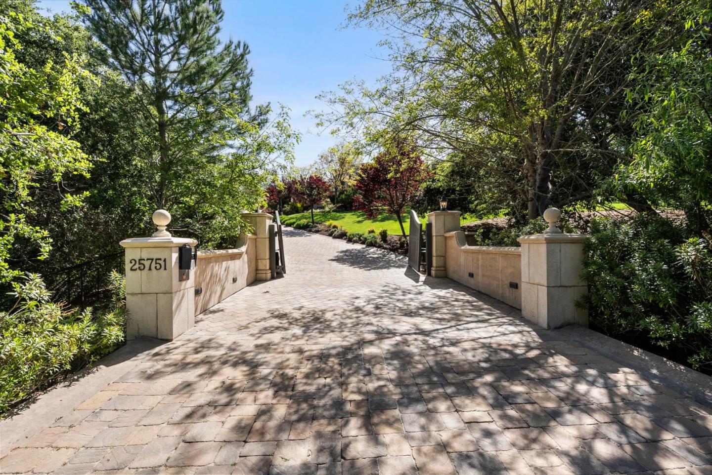 25751 Elena Road Los Altos Hills, CA 94022 - Photo 2 of 80