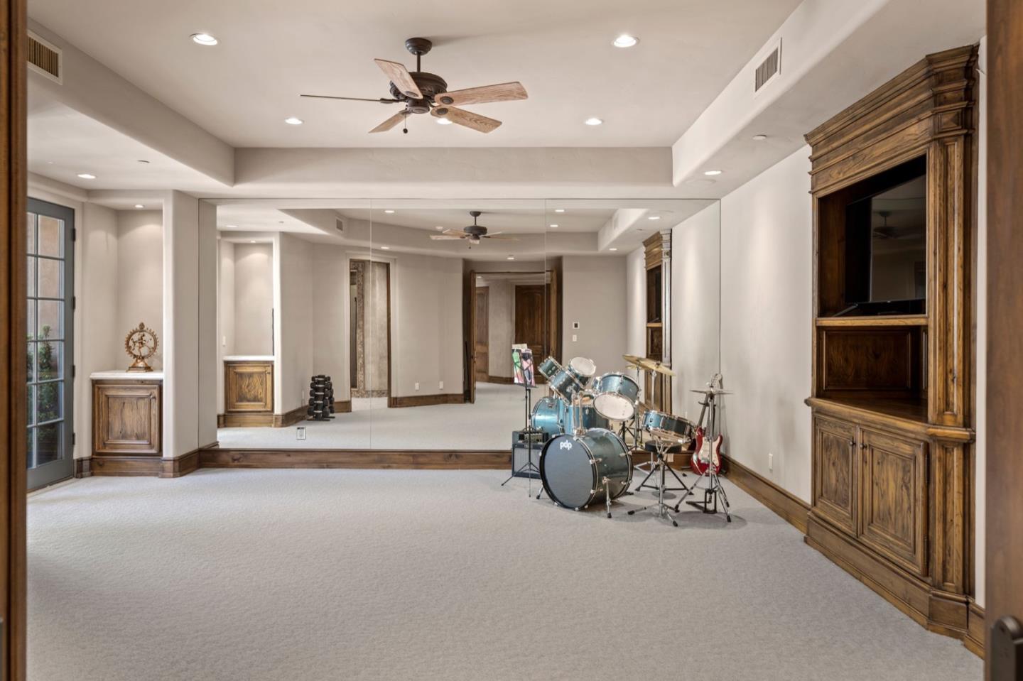 25751 Elena Road Los Altos Hills, CA 94022 - Photo 42 of 80