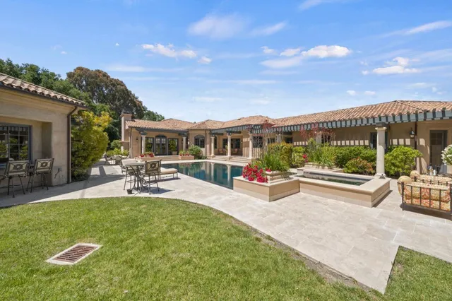 $15,900,000 | 25751 Elena Road, Los Altos Hills, CA 94022