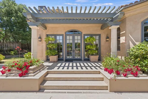 $15,900,000 | 25751 Elena Road, Los Altos Hills, CA 94022
