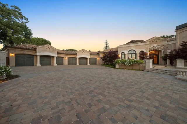 $15,900,000 | 25751 Elena Road, Los Altos Hills, CA 94022