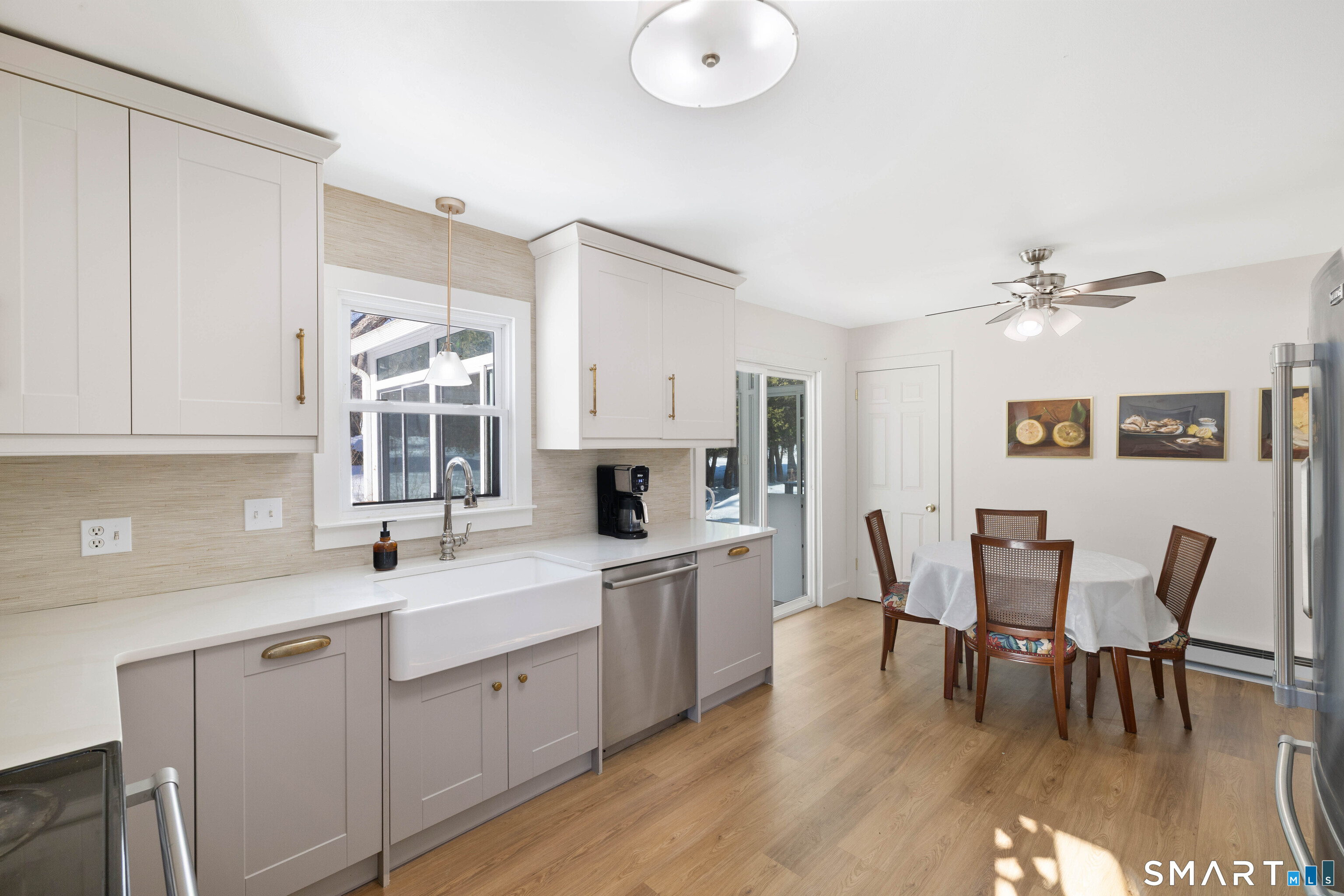 6 Riched Lane Uncasville, CT 06382 - Photo 11 of 38