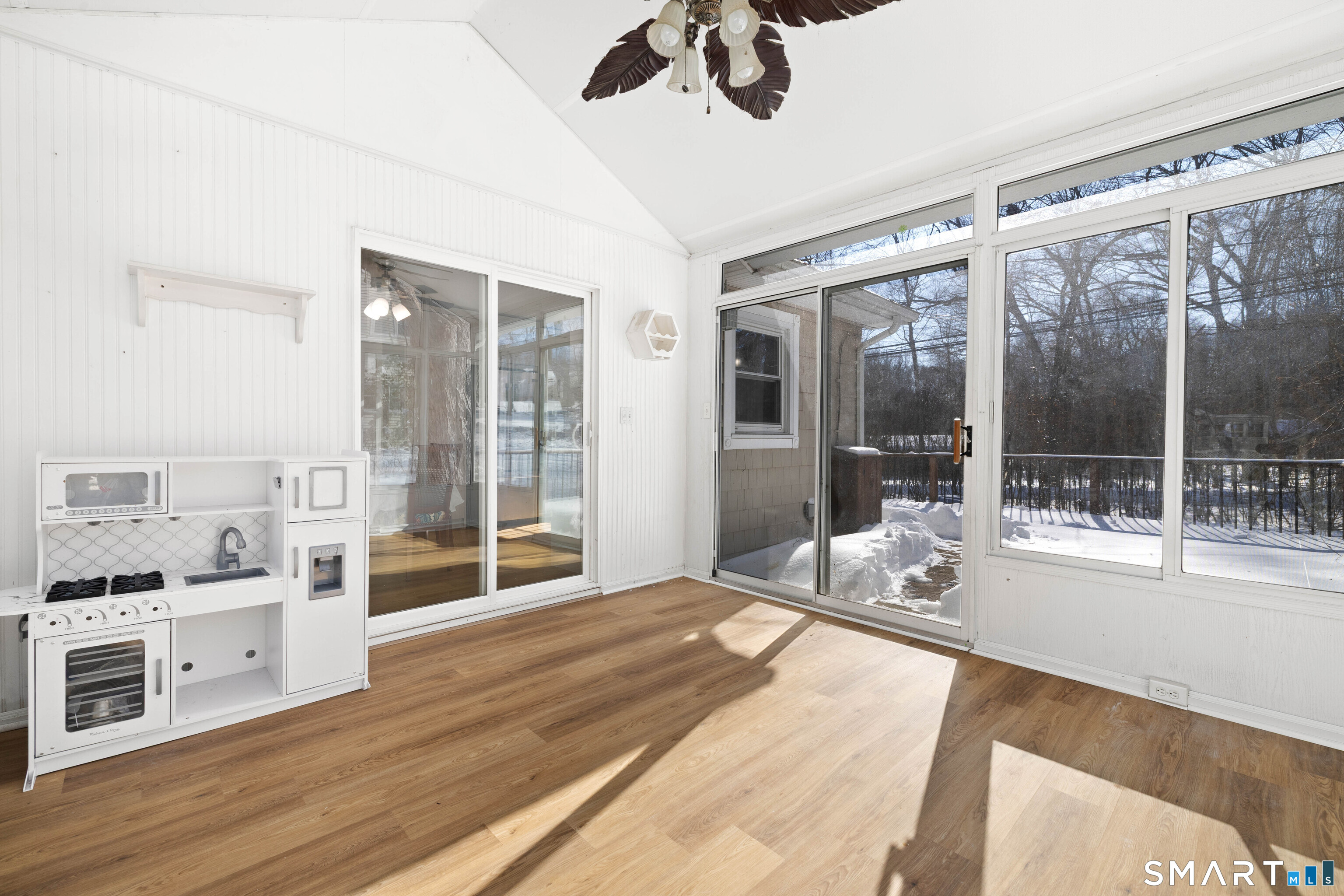 6 Riched Lane Uncasville, CT 06382 - Photo 23 of 38