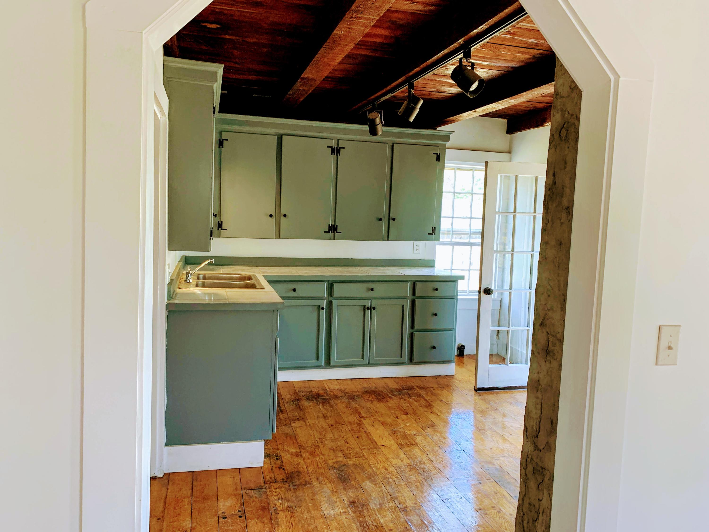 128 Washington Road Jefferson, ME 04348 - Photo 4 of 18 IMG_3073