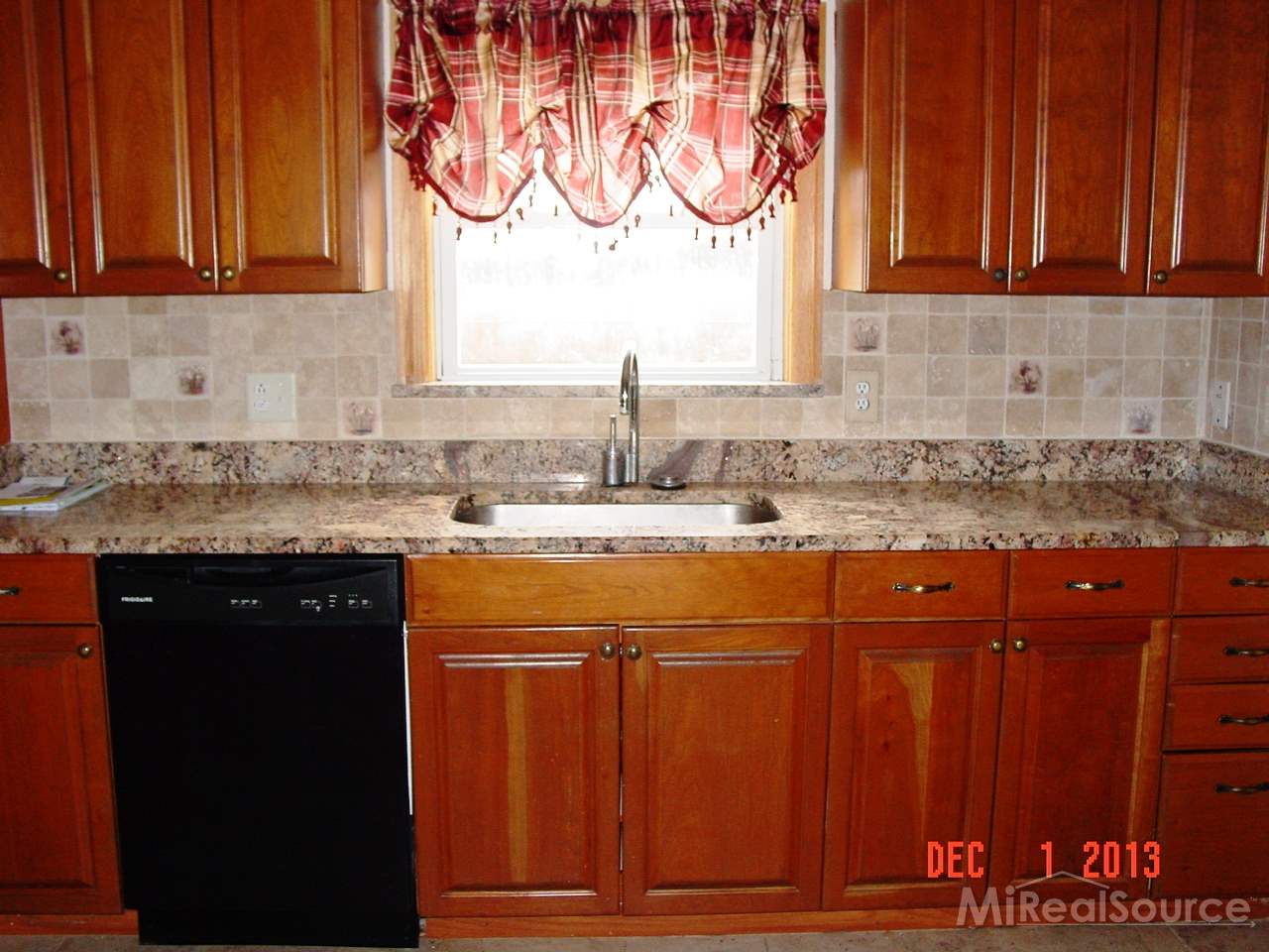 7095 Broadbridge Road Marine City, MI 48039 - Photo 3 of 12 New dishwasher - never us