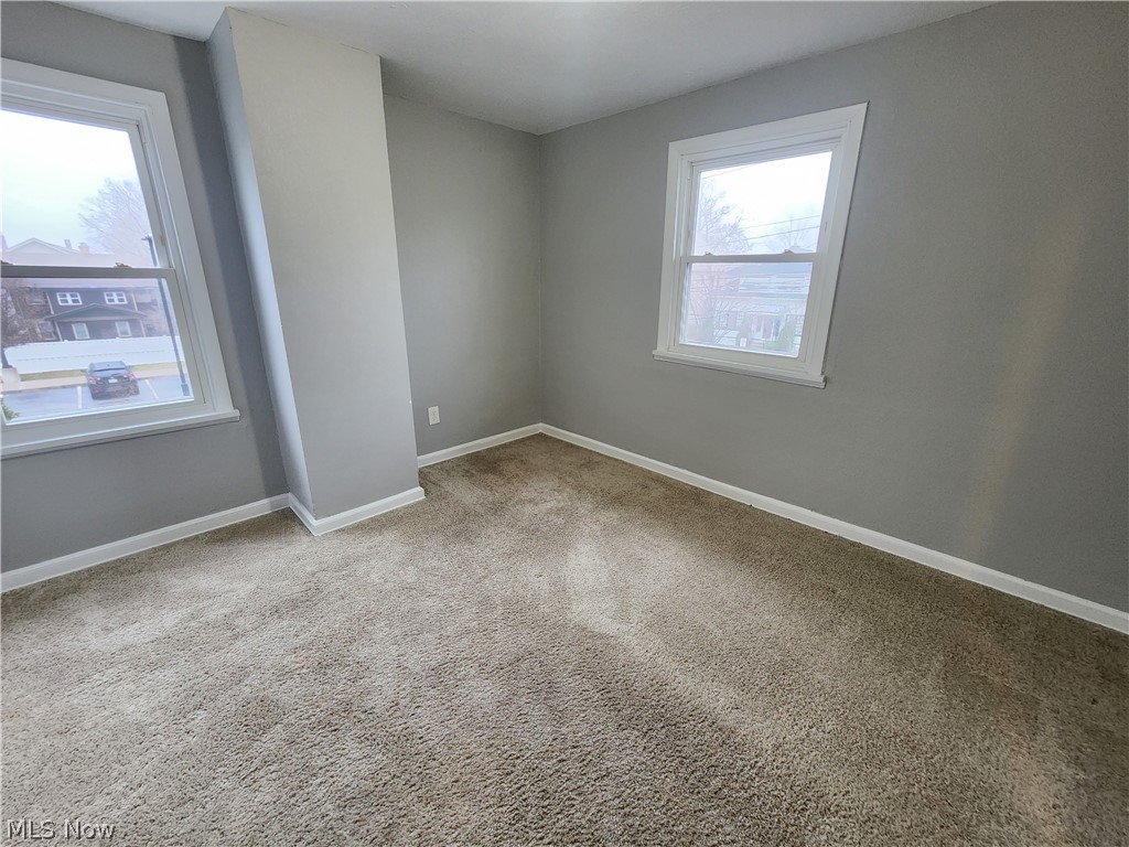 1238 Webb Road Lakewood, OH 44107 - Photo 22 of 33