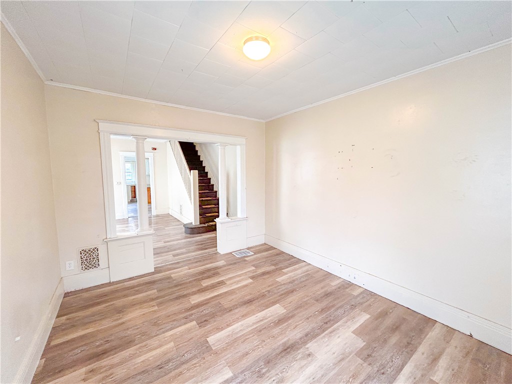 468-470 Emerson Street Rochester, NY 14613 - Photo 4 of 18