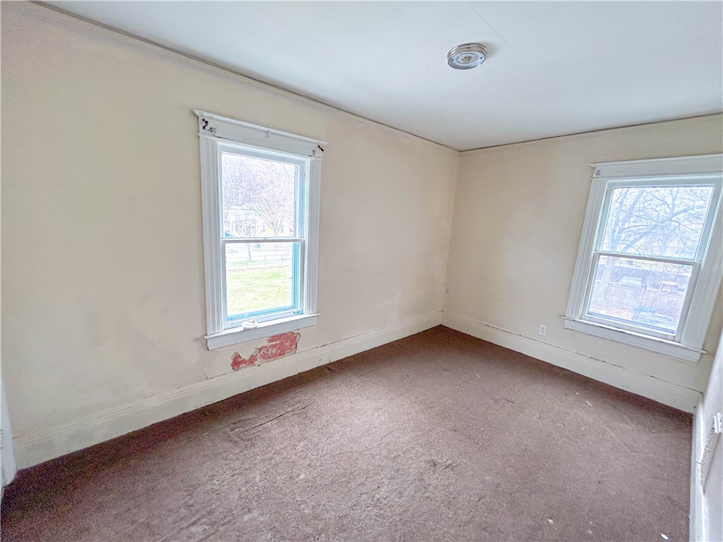 468-470 Emerson Street Rochester, NY 14613 - Photo 10 of 18