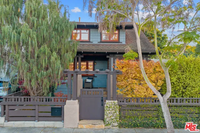 $4,750,000 | 706 Navy Street, Santa Monica, CA 90405