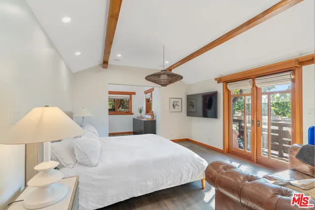 $4,750,000 | 706 Navy Street, Santa Monica, CA 90405