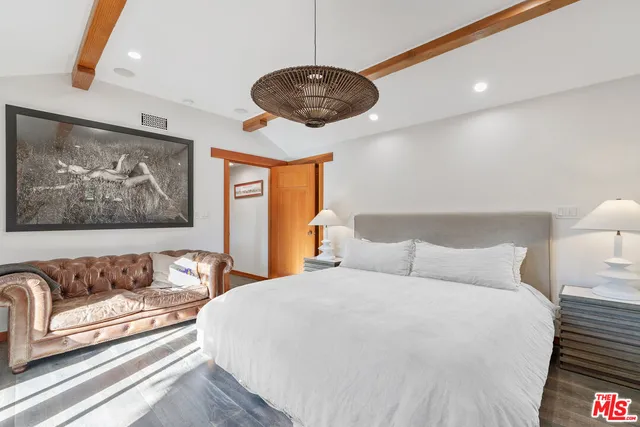 $4,750,000 | 706 Navy Street, Santa Monica, CA 90405