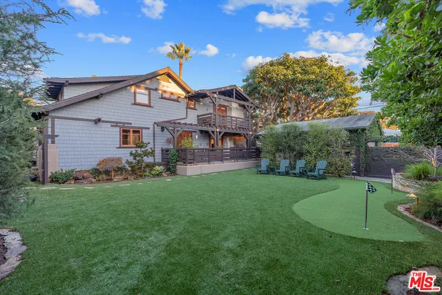 $4,750,000 | 706 Navy Street, Santa Monica, CA 90405