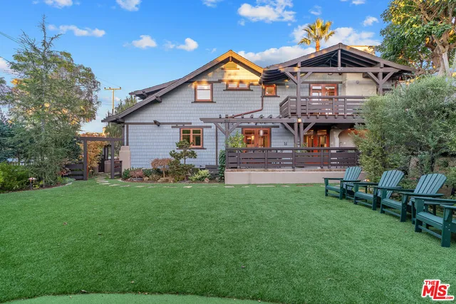 $4,750,000 | 706 Navy Street, Santa Monica, CA 90405