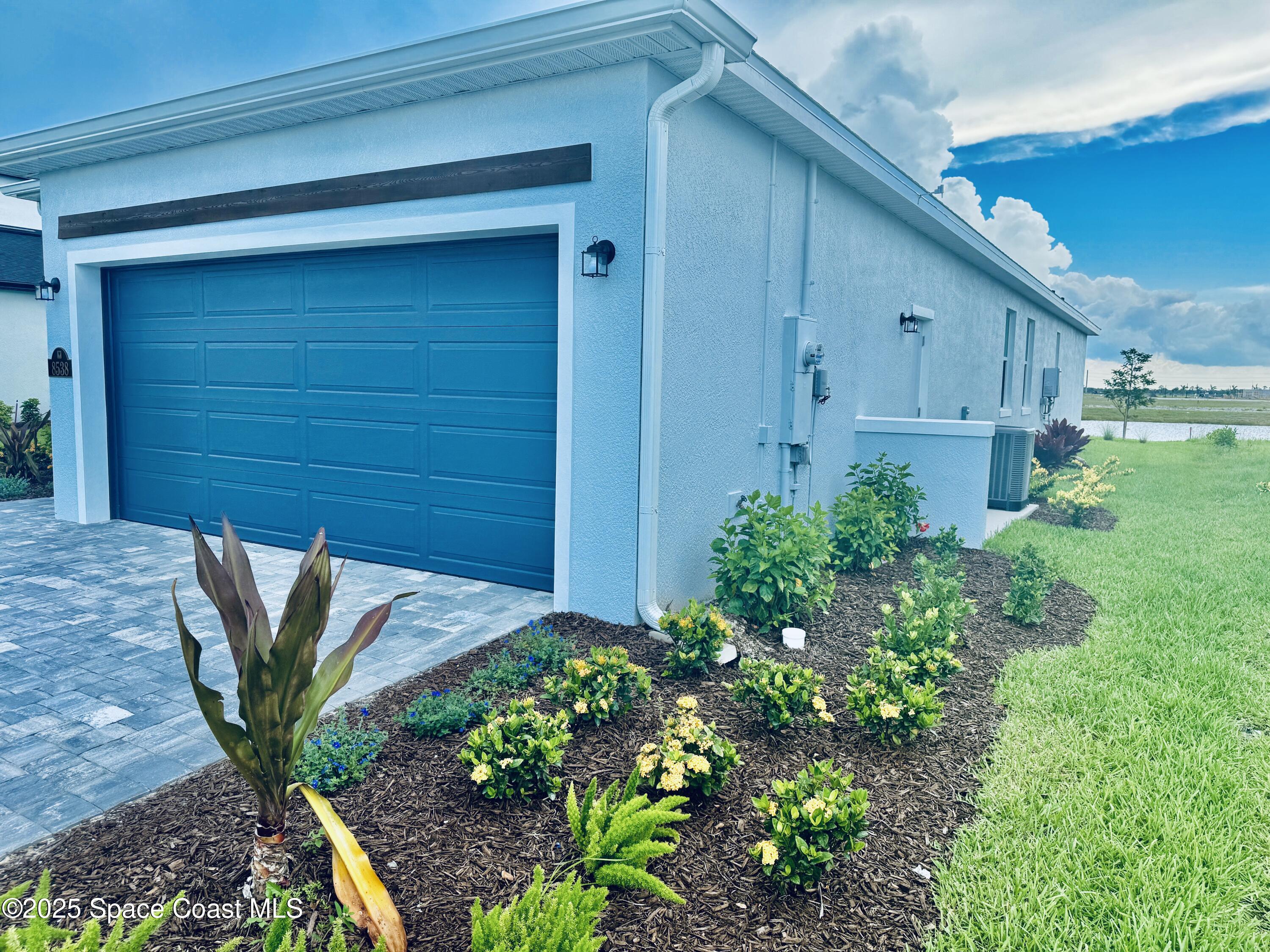 8538 Rocard Court Melbourne, FL 32940 - Photo 8 of 46 20250709_194817903_iOS
