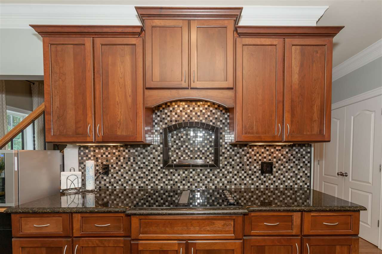 4315 Oakthorne Way Raleigh, NC 27613 - Photo 4 of 15 Photo 4