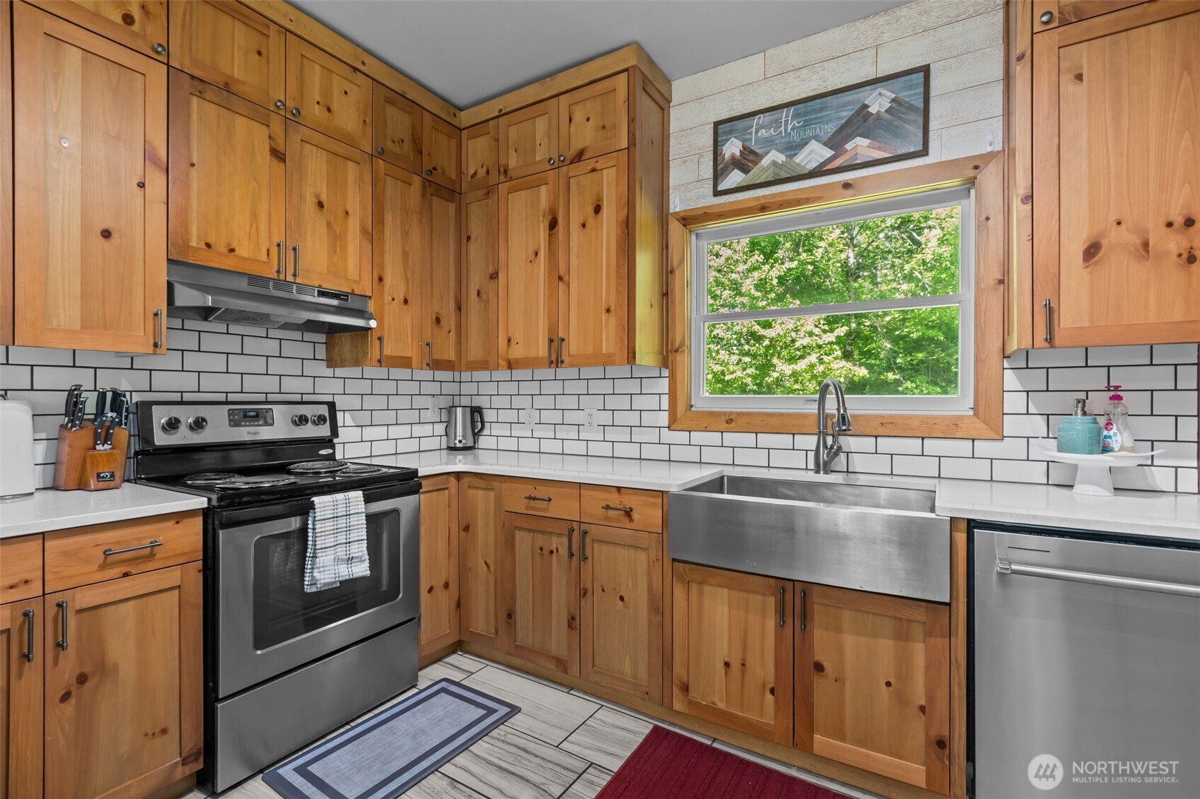 33724 Southeast Hudson Road Ravensdale, WA 98051 - Photo 11 of 40