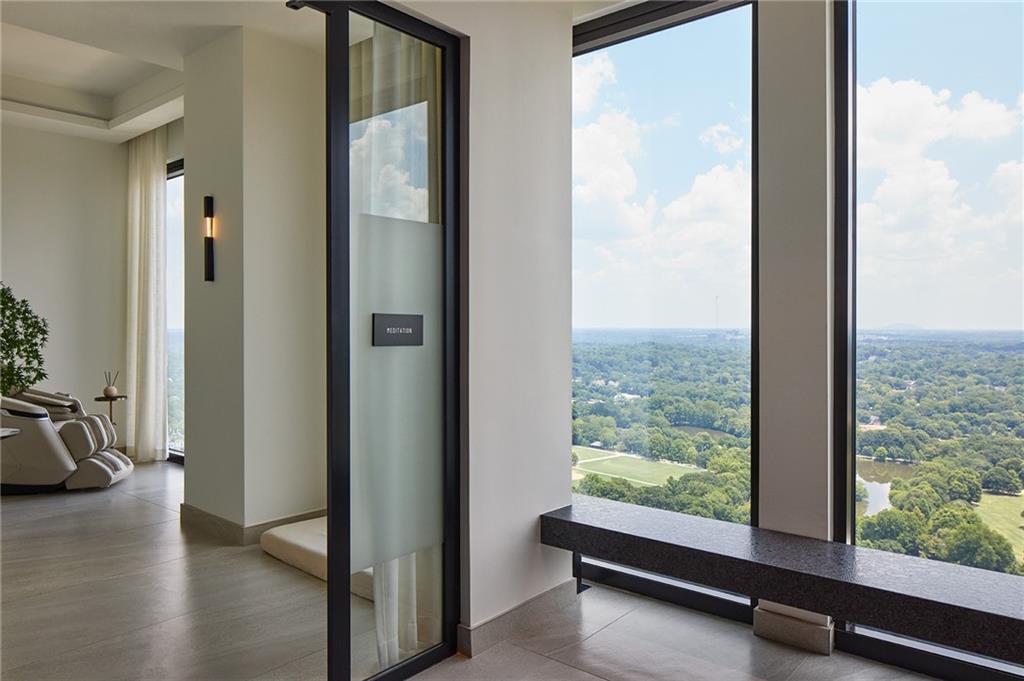 1081 Juniper Street Northeast, Unit S2C Atlanta, GA 30309 - Photo 42 of 46 a room with window