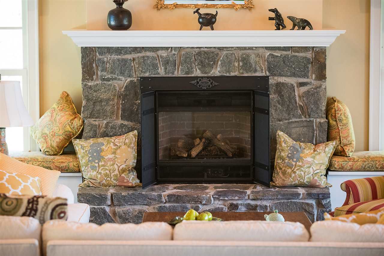 852 Nichols Hill Road Dorset, VT 05251 - Photo 8 of 40 Gallery Image 8