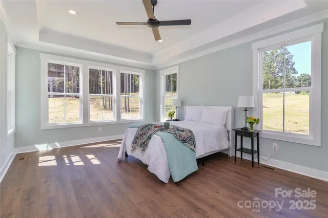 $829,900 | 4265 Candlewood Drive, Sherrills Ford, NC 28673