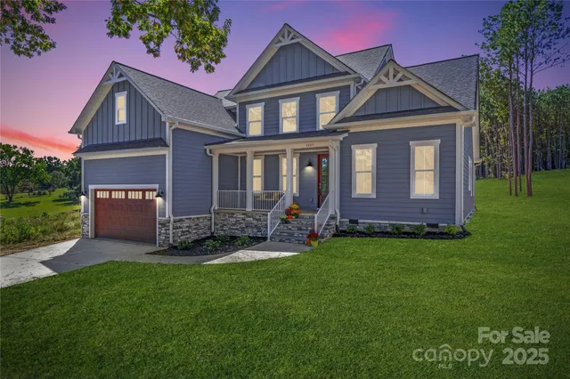 $829,900 | 4265 Candlewood Drive, Sherrills Ford, NC 28673