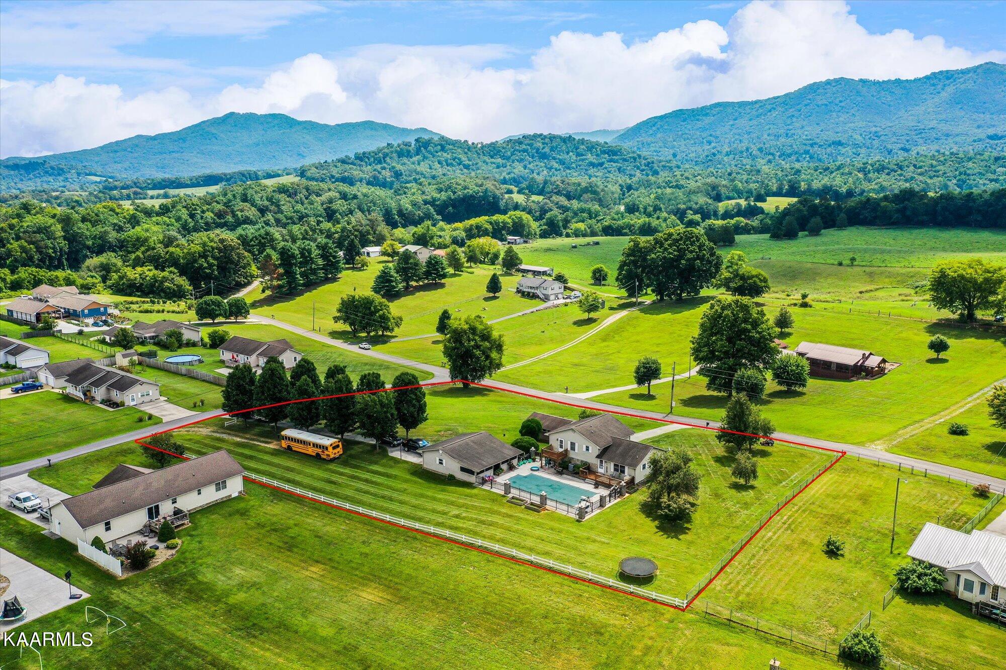1337 Camellia Road Newport, TN 37821 - Photo 31 of 39 30-1337-Camellia-Rd-Newport-TN-30