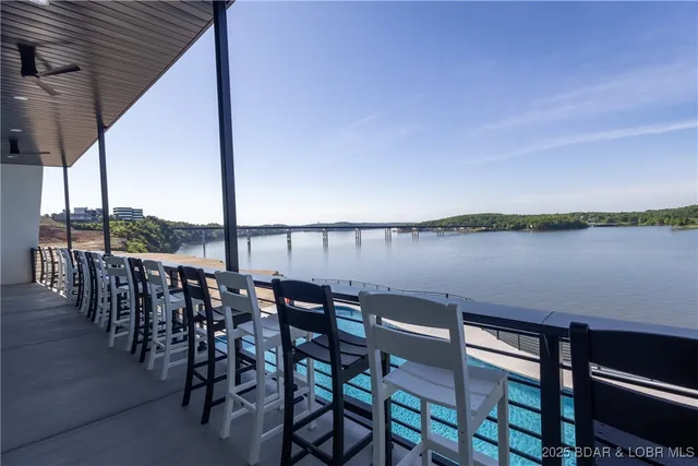 $425,960 | 100 Blue Heron Hill Lane, Unit 109, Lake Ozark, MO 65049
