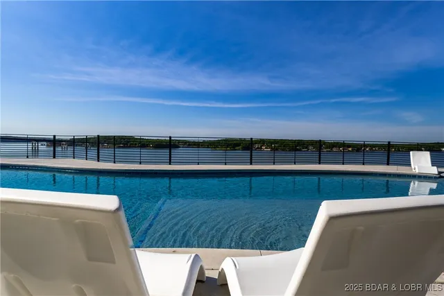 $425,960 | 100 Blue Heron Hill Lane, Unit 109, Lake Ozark, MO 65049