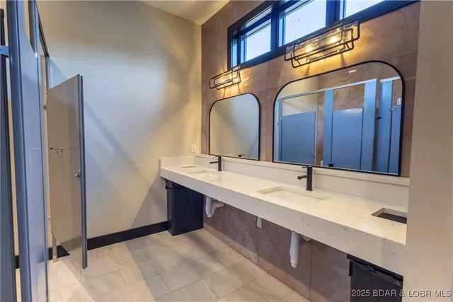 $425,960 | 100 Blue Heron Hill Lane, Unit 109, Lake Ozark, MO 65049